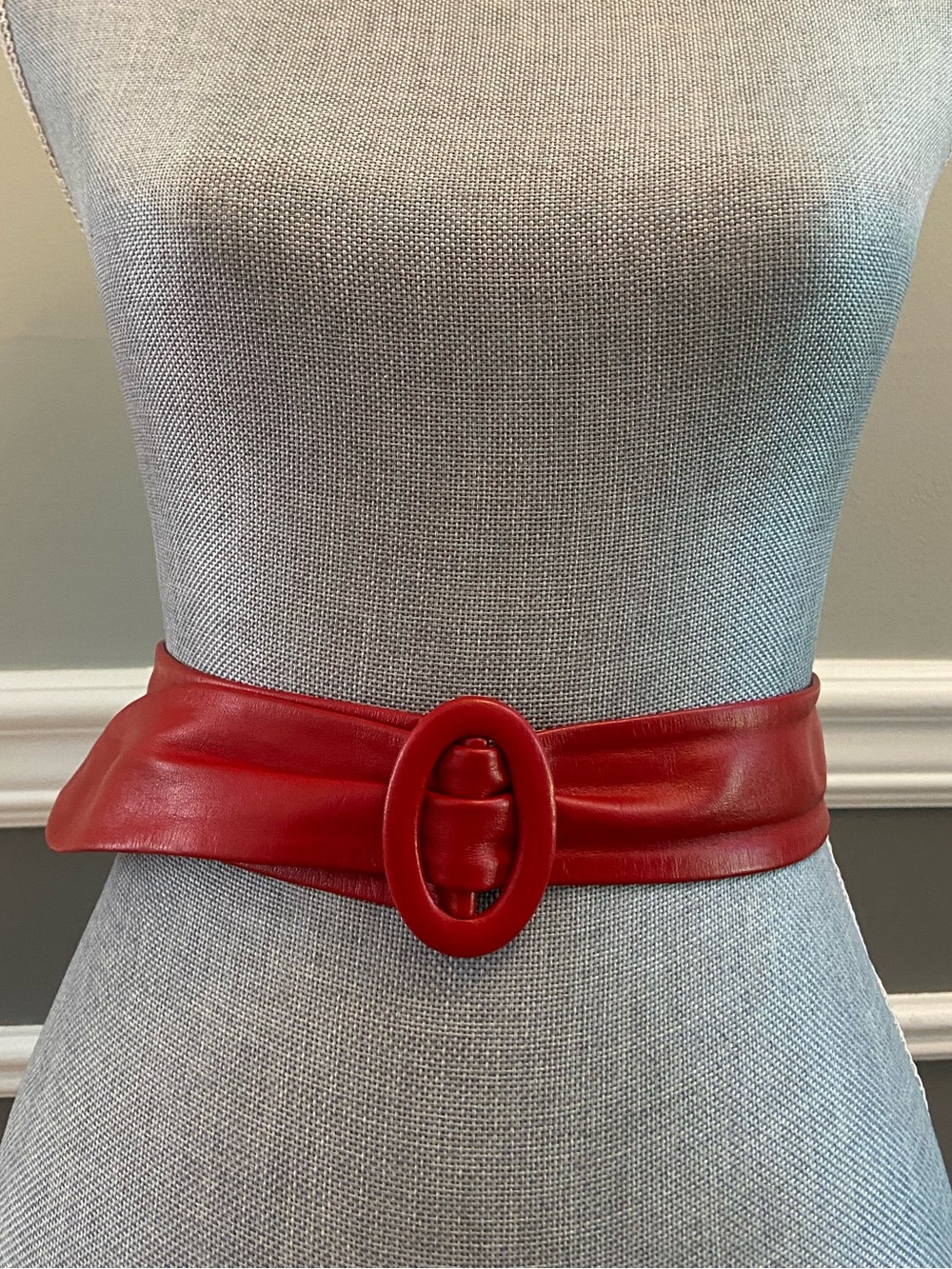 Vintage Red Leather Belt Women’s Size Medium 1990’s Oval Buckle Buttery Soft